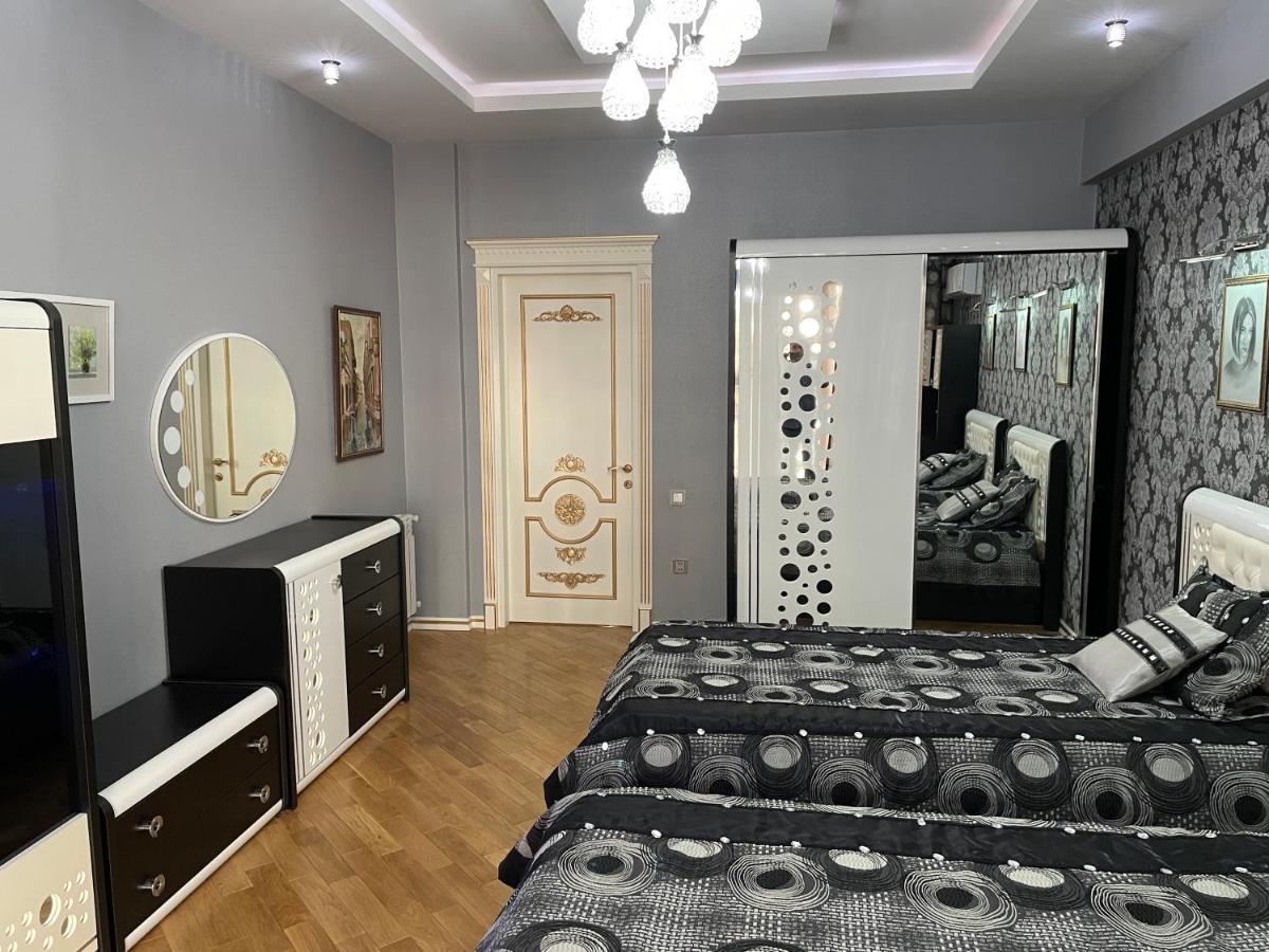 Park Azure Louvre Apartment バクー エクステリア 写真