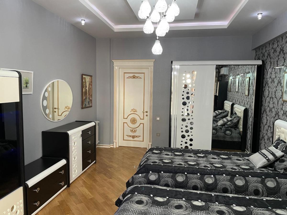 Park Azure Louvre Apartment バクー エクステリア 写真