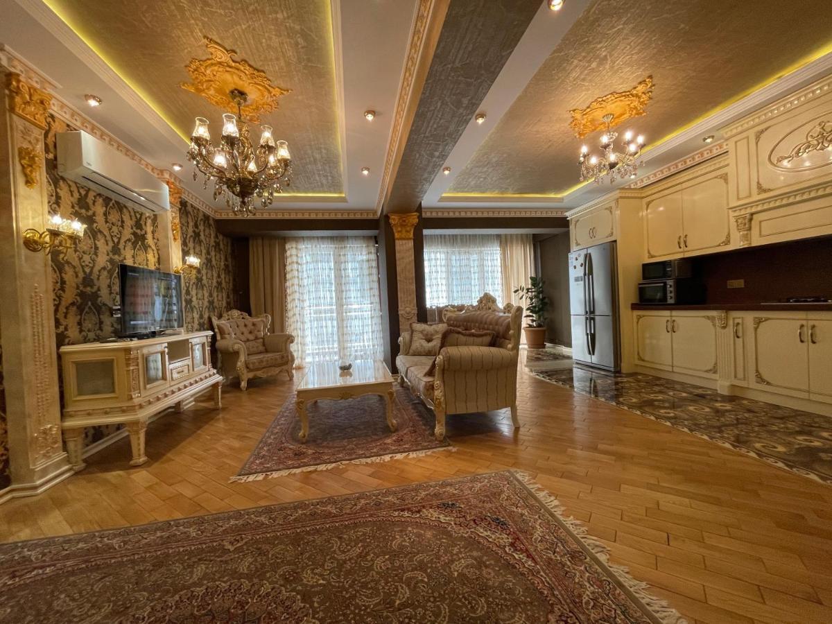 Park Azure Louvre Apartment バクー エクステリア 写真