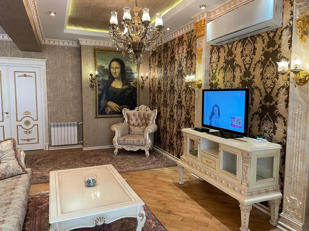 Park Azure Louvre Apartment バクー エクステリア 写真