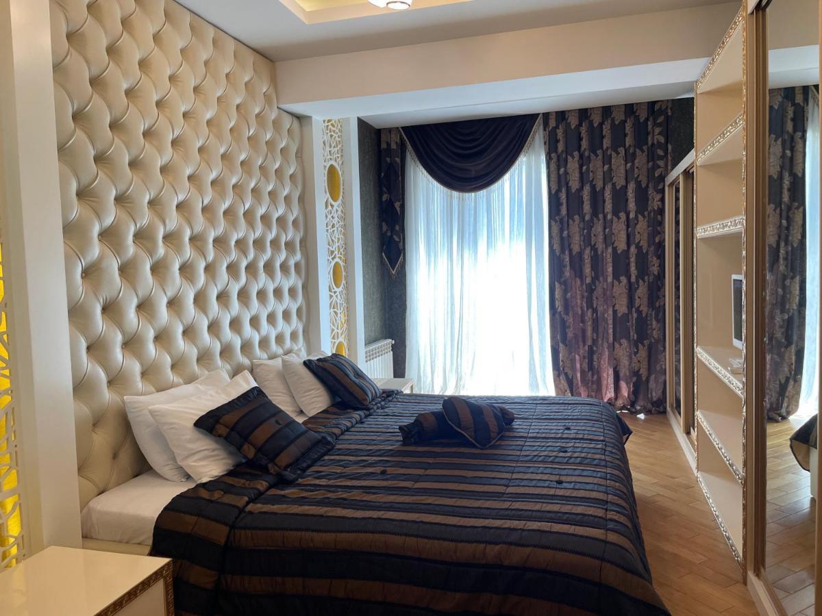 Park Azure Louvre Apartment バクー エクステリア 写真
