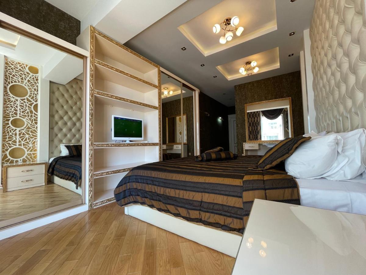 Park Azure Louvre Apartment バクー エクステリア 写真