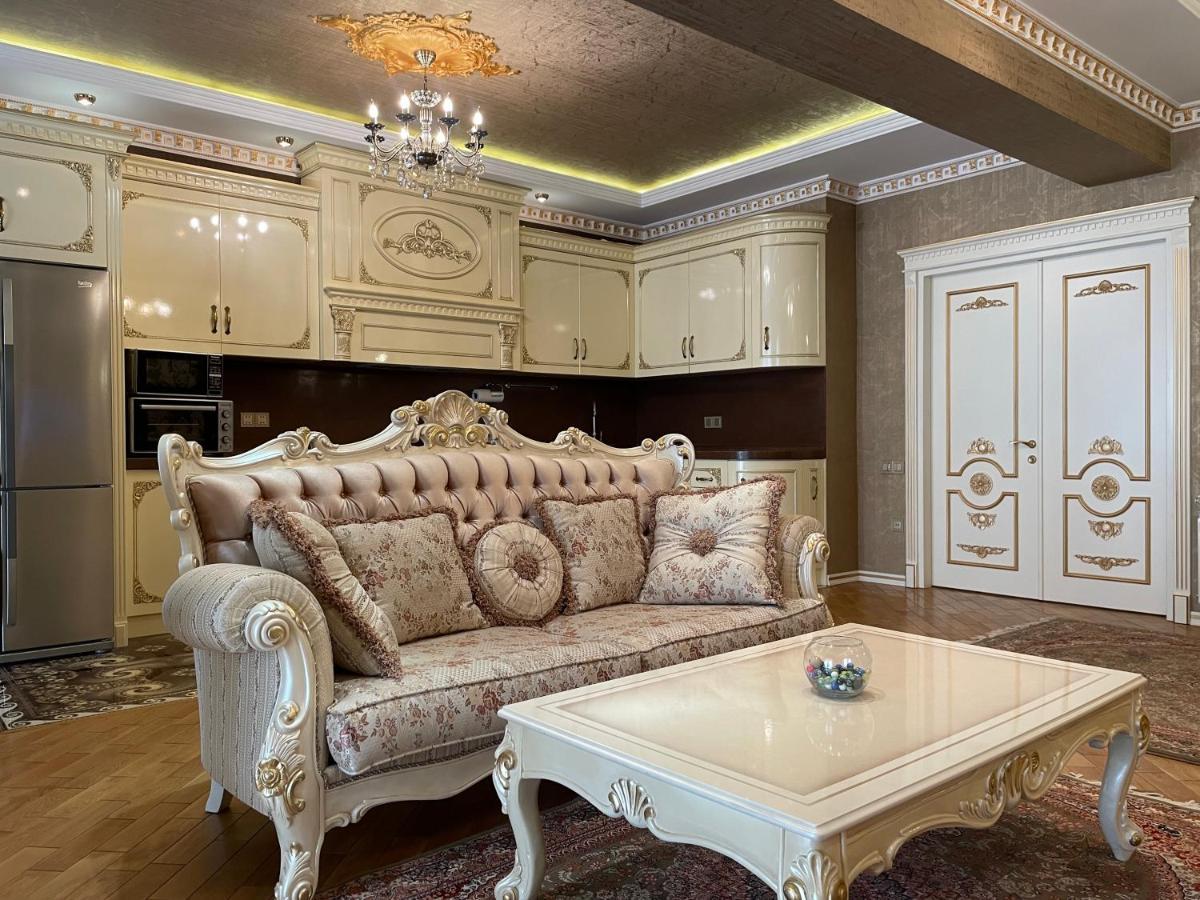 Park Azure Louvre Apartment バクー エクステリア 写真