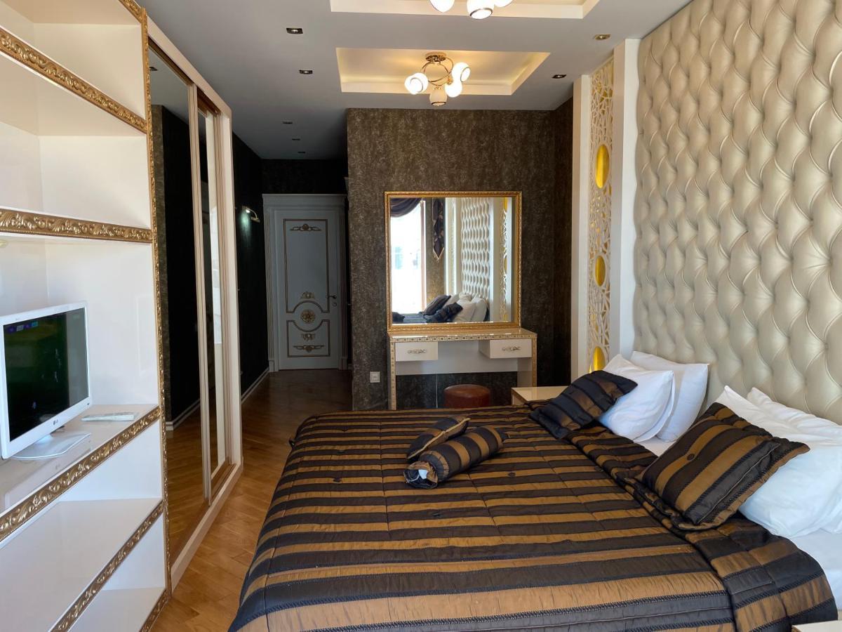 Park Azure Louvre Apartment バクー エクステリア 写真